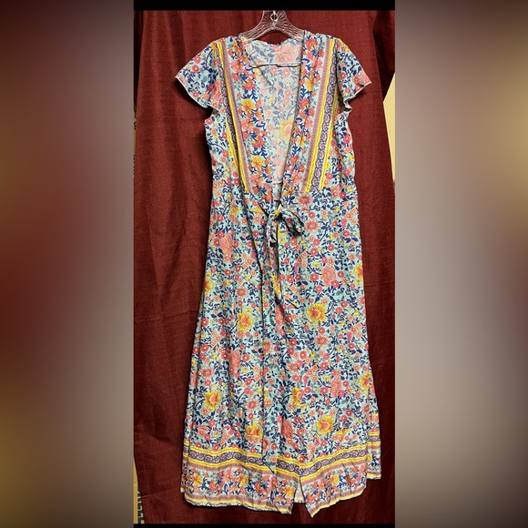 Dresses & Skirts - Blue floral tie in the front dress